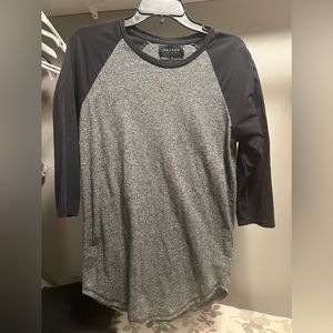 PacSun men’s Raglan Henley 3/4 Sleeve T-Shirt- Small